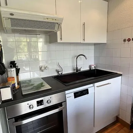 Apartment Mezzanine, Clim, Parking Prive, Et Commerces A 300m - Fr-1-702-8